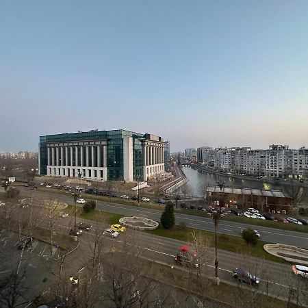 Unirii Lake Tribunal Bukarest Exterior foto