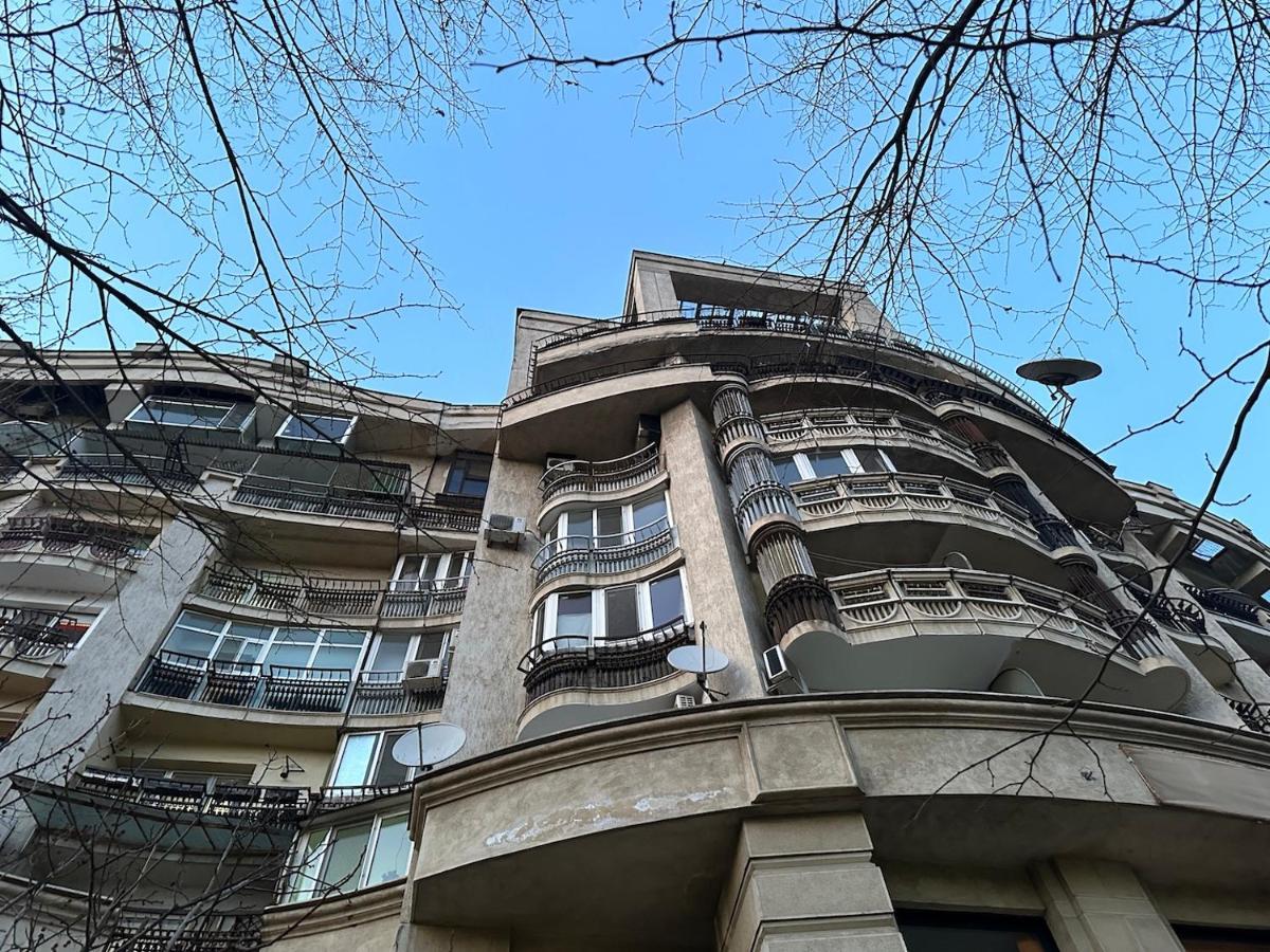 Unirii Lake Tribunal Bukarest Exterior foto