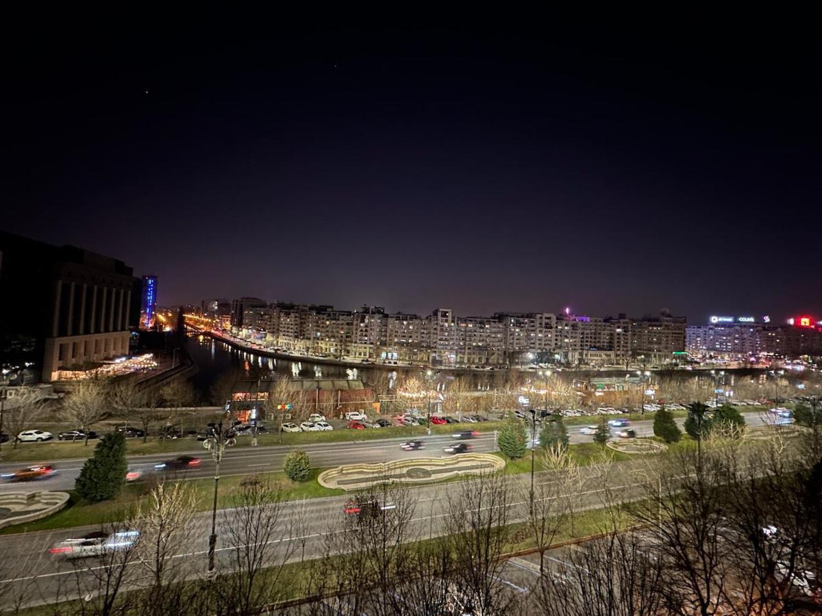 Unirii Lake Tribunal Bukarest Exterior foto