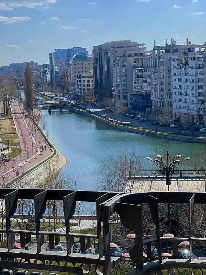 Unirii Lake Tribunal Bukarest Exterior foto