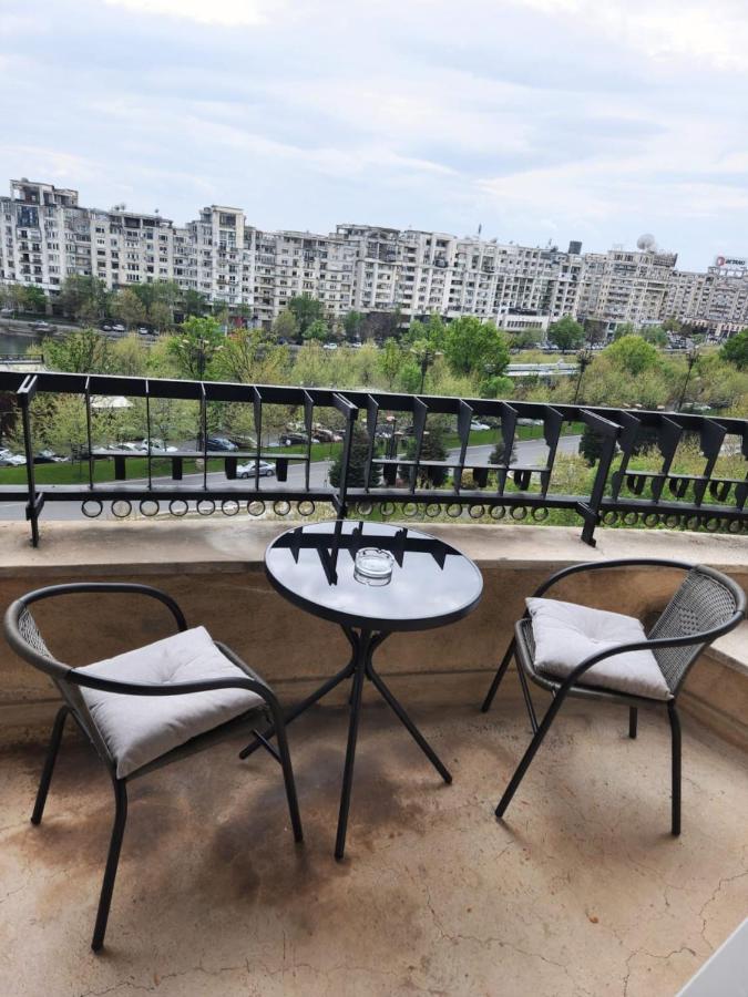 Unirii Lake Tribunal Bukarest Exterior foto